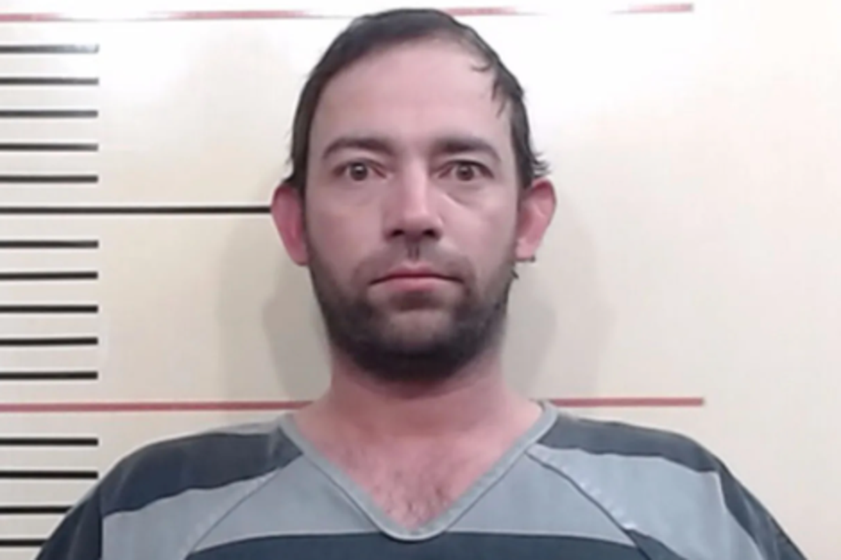 Bella Hadid’s ex-boyfriend Adan Banuelos arrested in Texas<br><br>