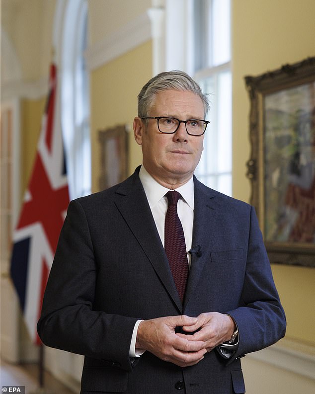 Starmer calls for Andrew Mountbatten-Windsor to testify before US Congress