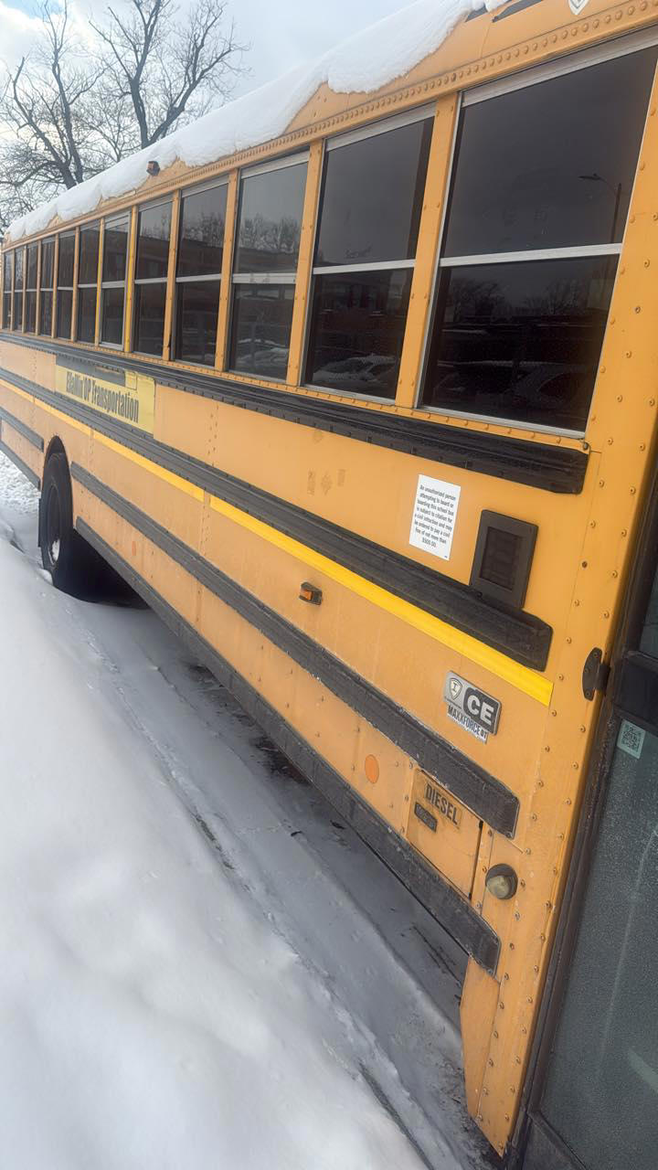 Detroit bus driver sparks backlash for giving free rides to random ...