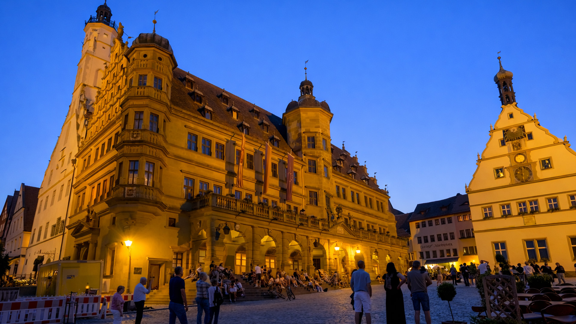 Evening walk in Rothenburg ob der Tauber medieval town (4K)