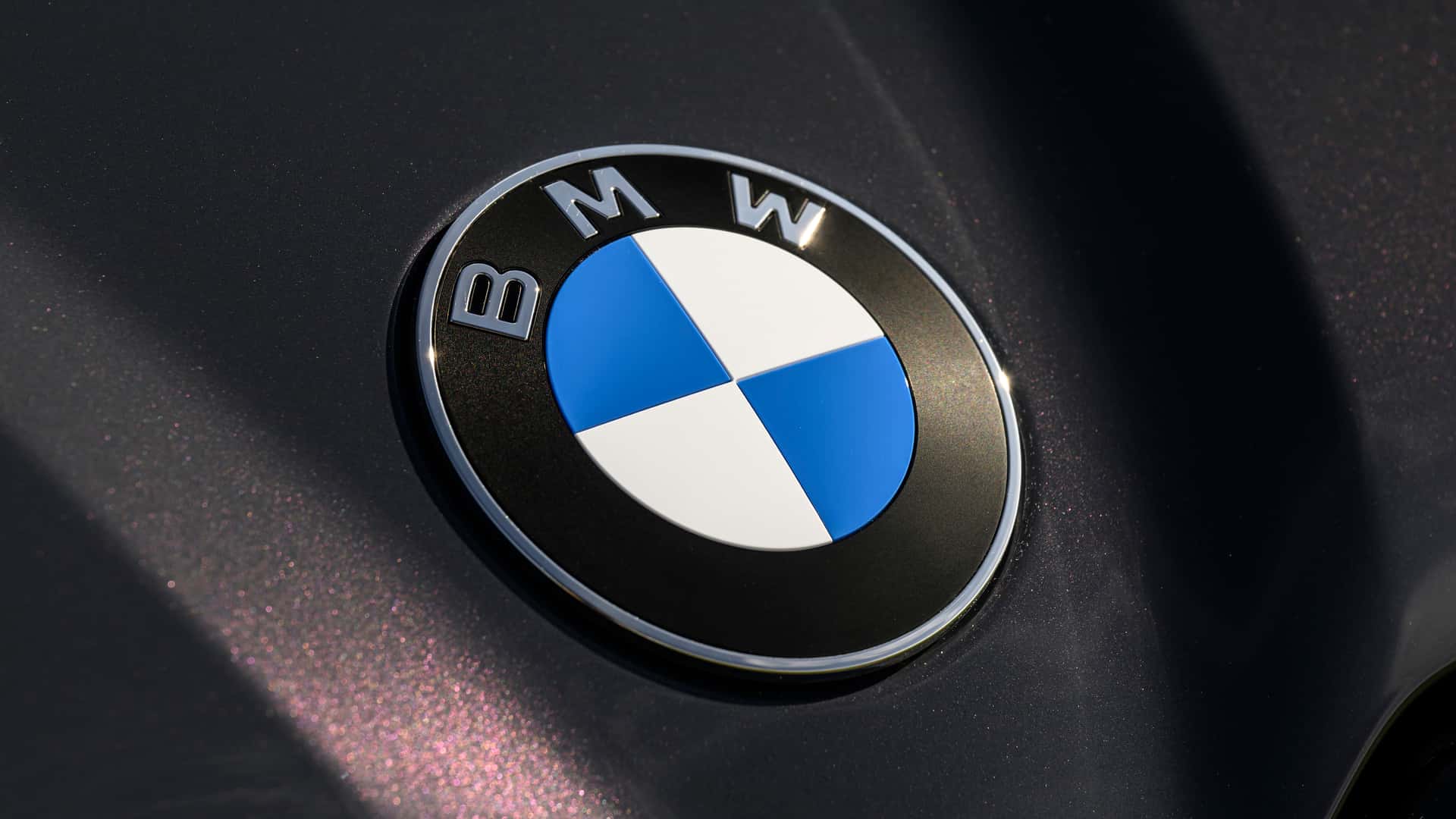 BMW a un nouveau logo — et bientôt tous les modèles l’adopteront