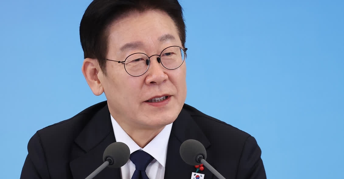 이재명 대통령의 부동산 정책과 주식 시장 불공정 거래 감시 강화