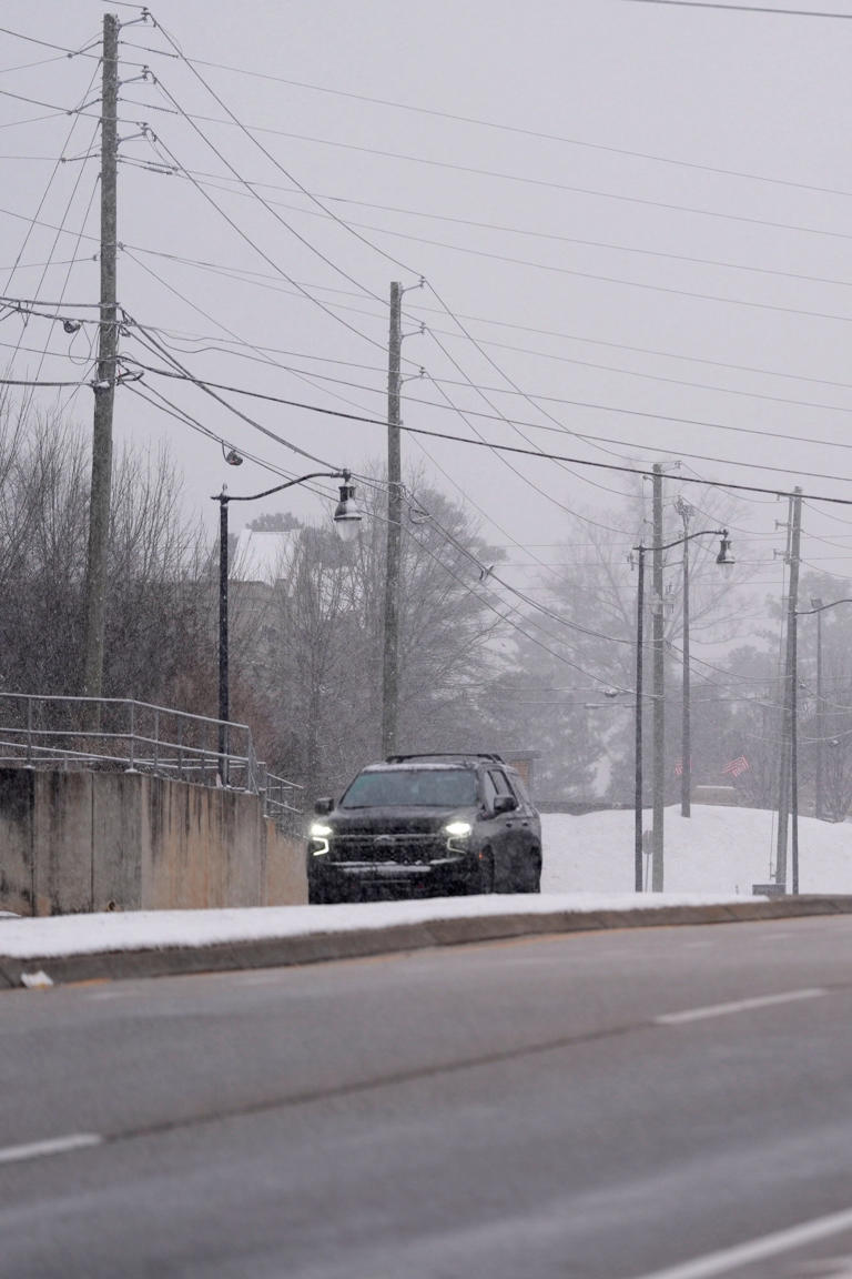 Live updates: Winter storm in Georgia. School, church closings in GA