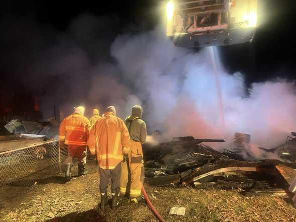 Fire in Akron destroys two homes and damages three others on Oak ...