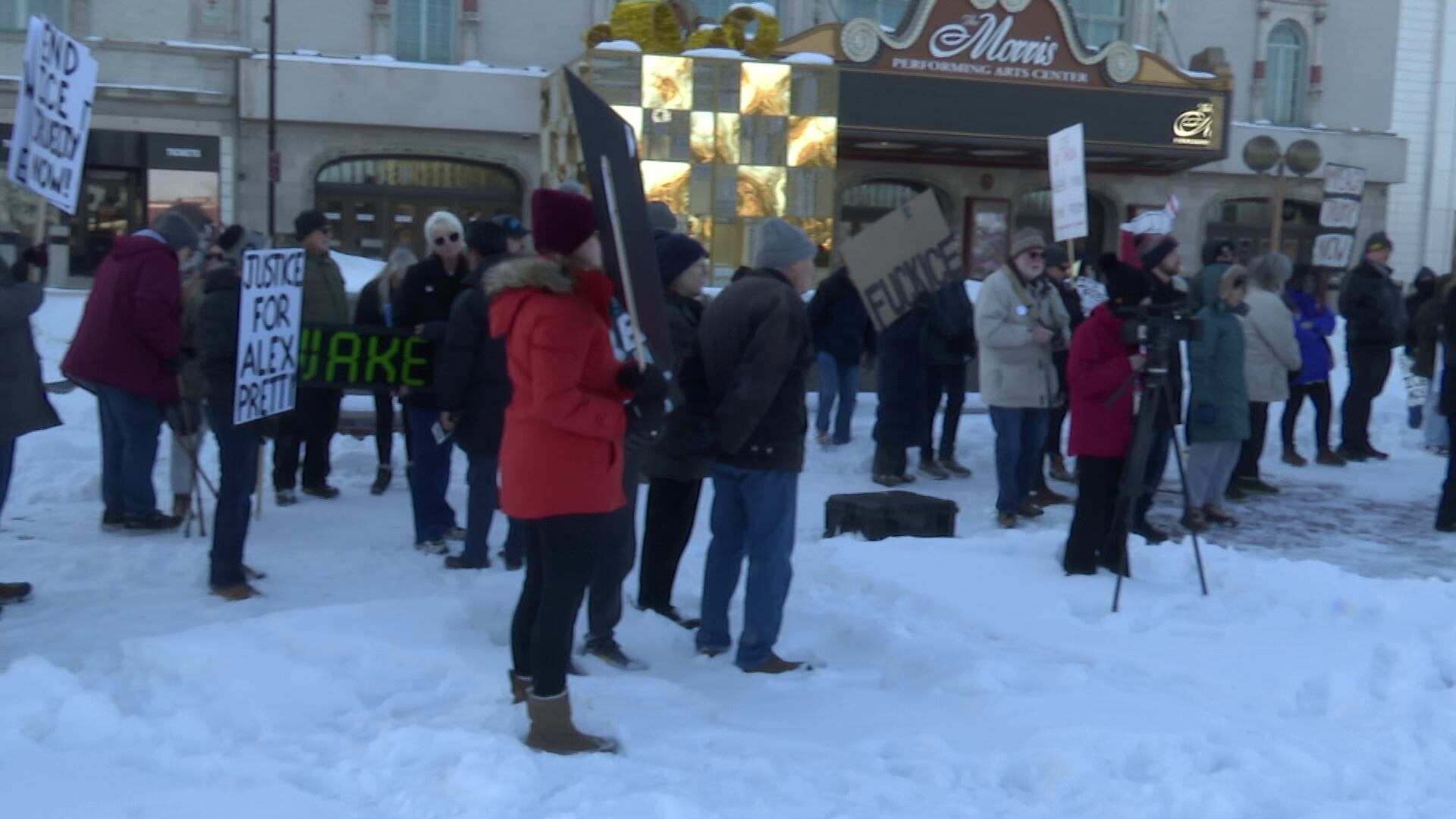 Dozens gather in South Bend to protest immigration crackdown