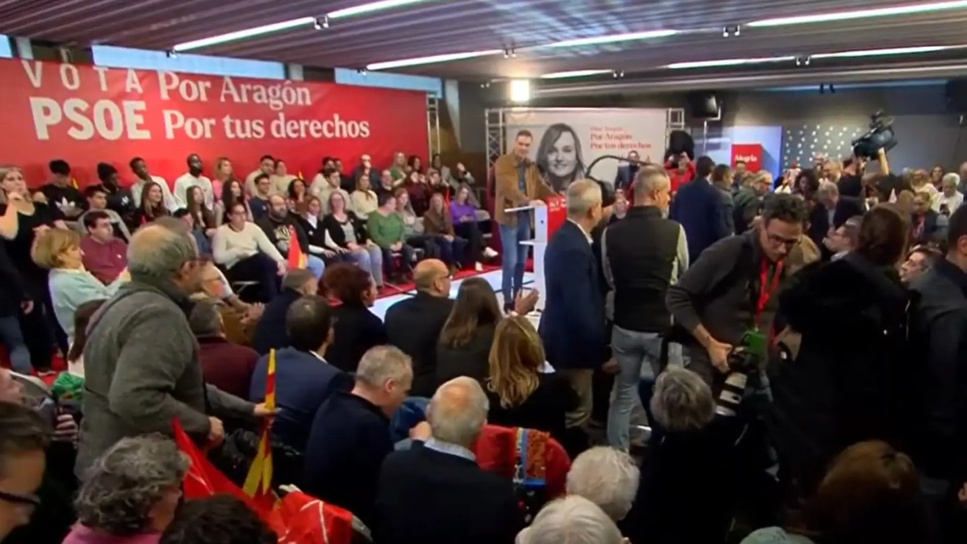 Pedro Sánchez es insultado por una concejala del PP en su mitin de ...
