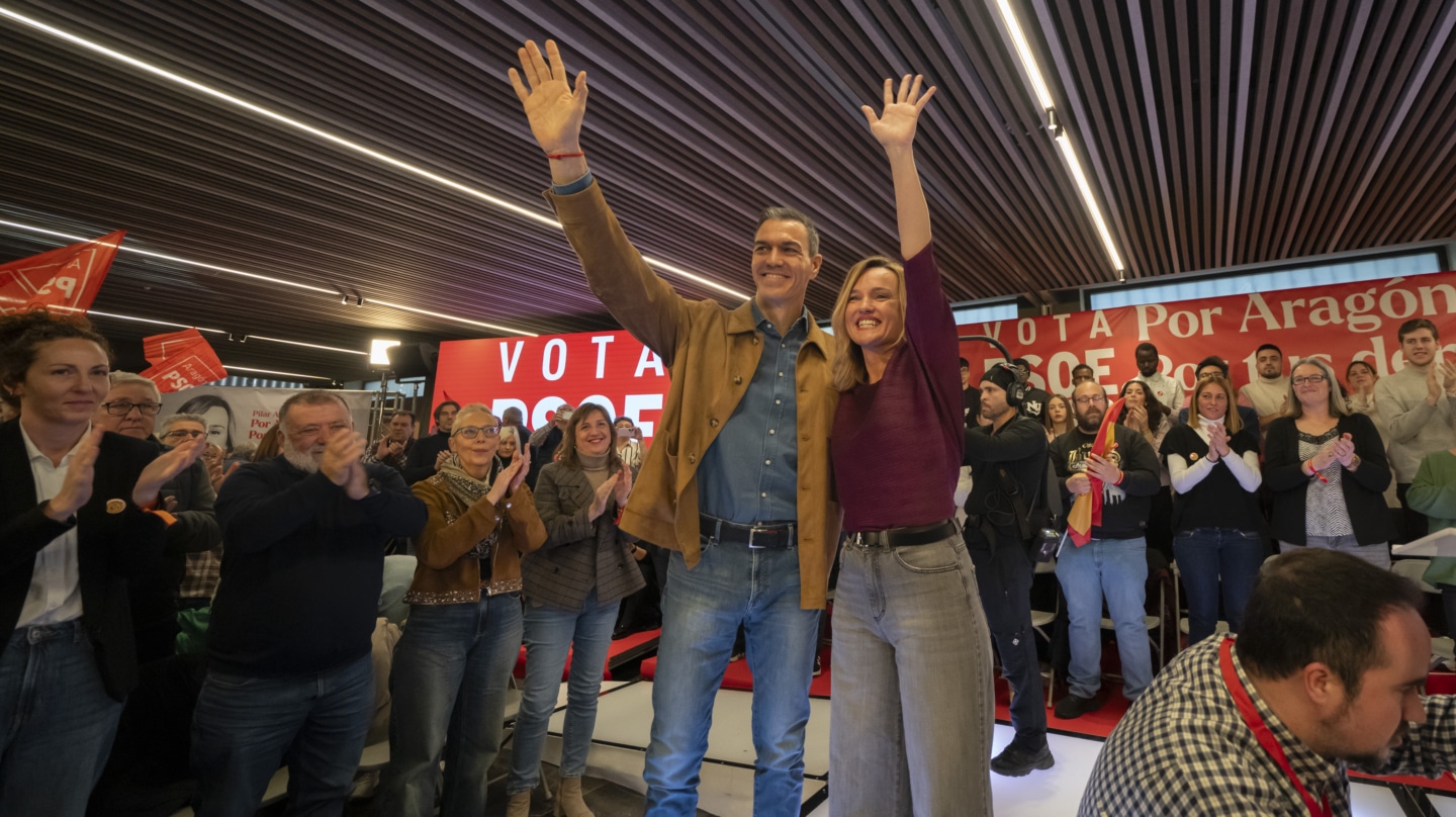 El PSOE denuncia que la mujer que ha insultado a Sánchez en un mitin es ...