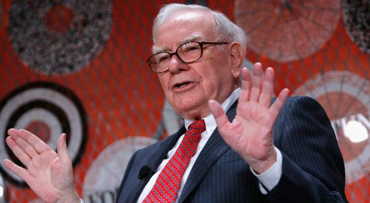 After he dies, Warren Buffett said 90% of his wife's inheritance will ...