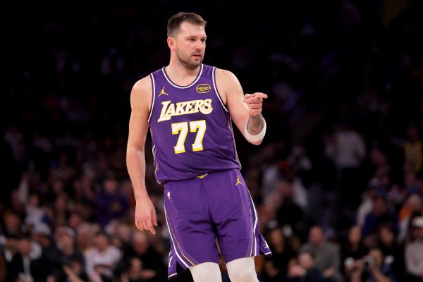 Lakers offer midseason assessment 1 year after Luka Doncic trade<br>