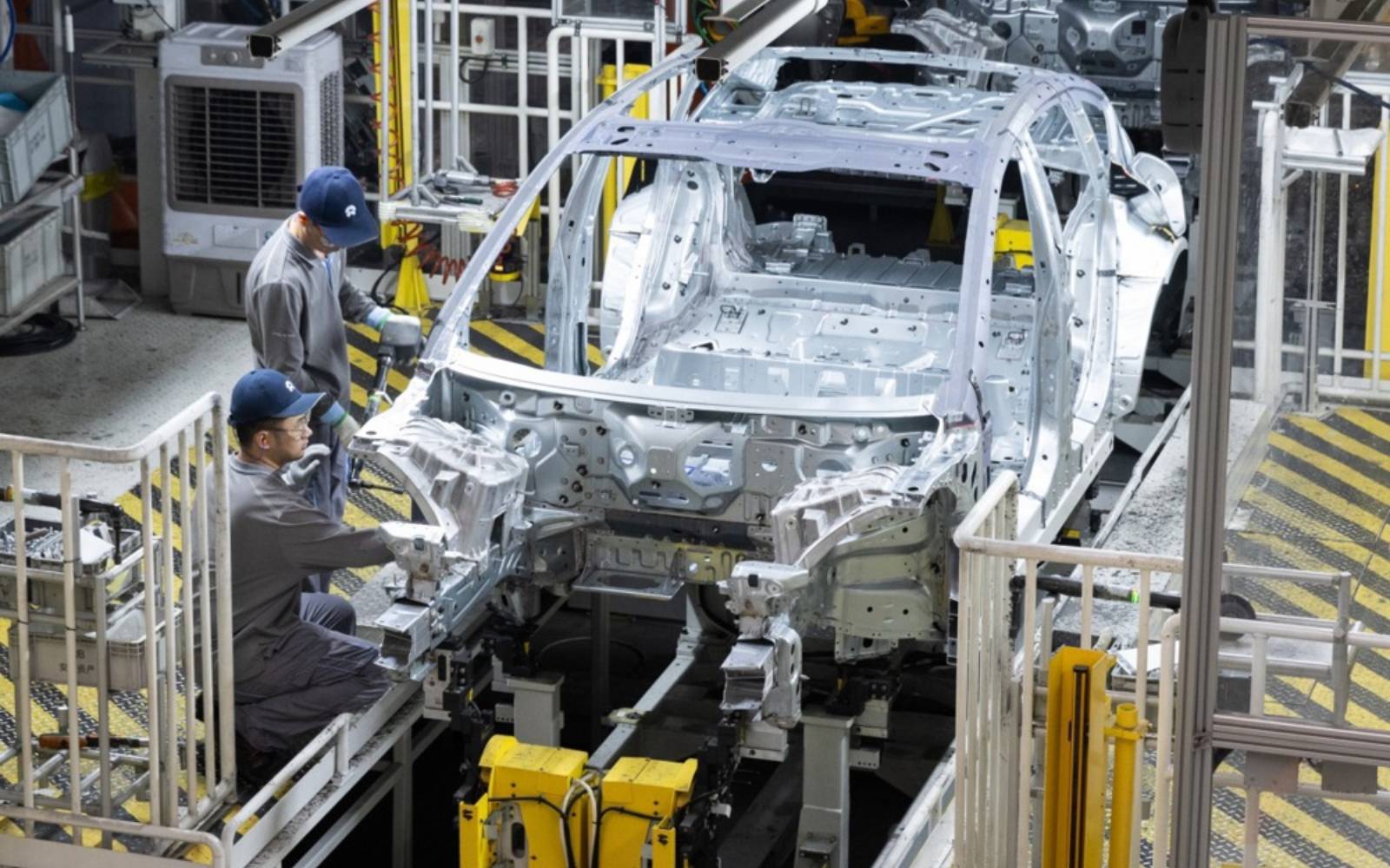 Asia’s factory activity expands on solid global demand