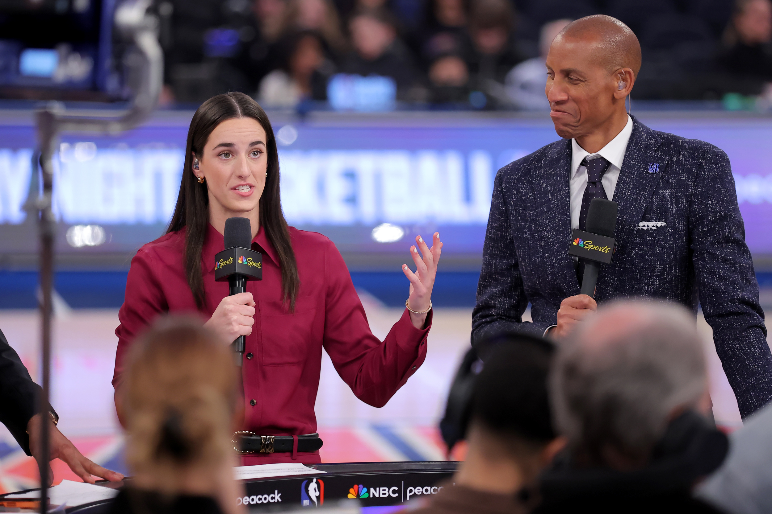 Caitlin Clark has an awkward moment with Reggie Miller during her NBC debut