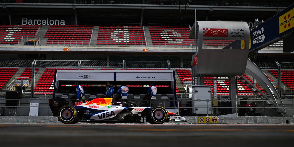 F1 returns to life at Barcelona shakedown<br><br>