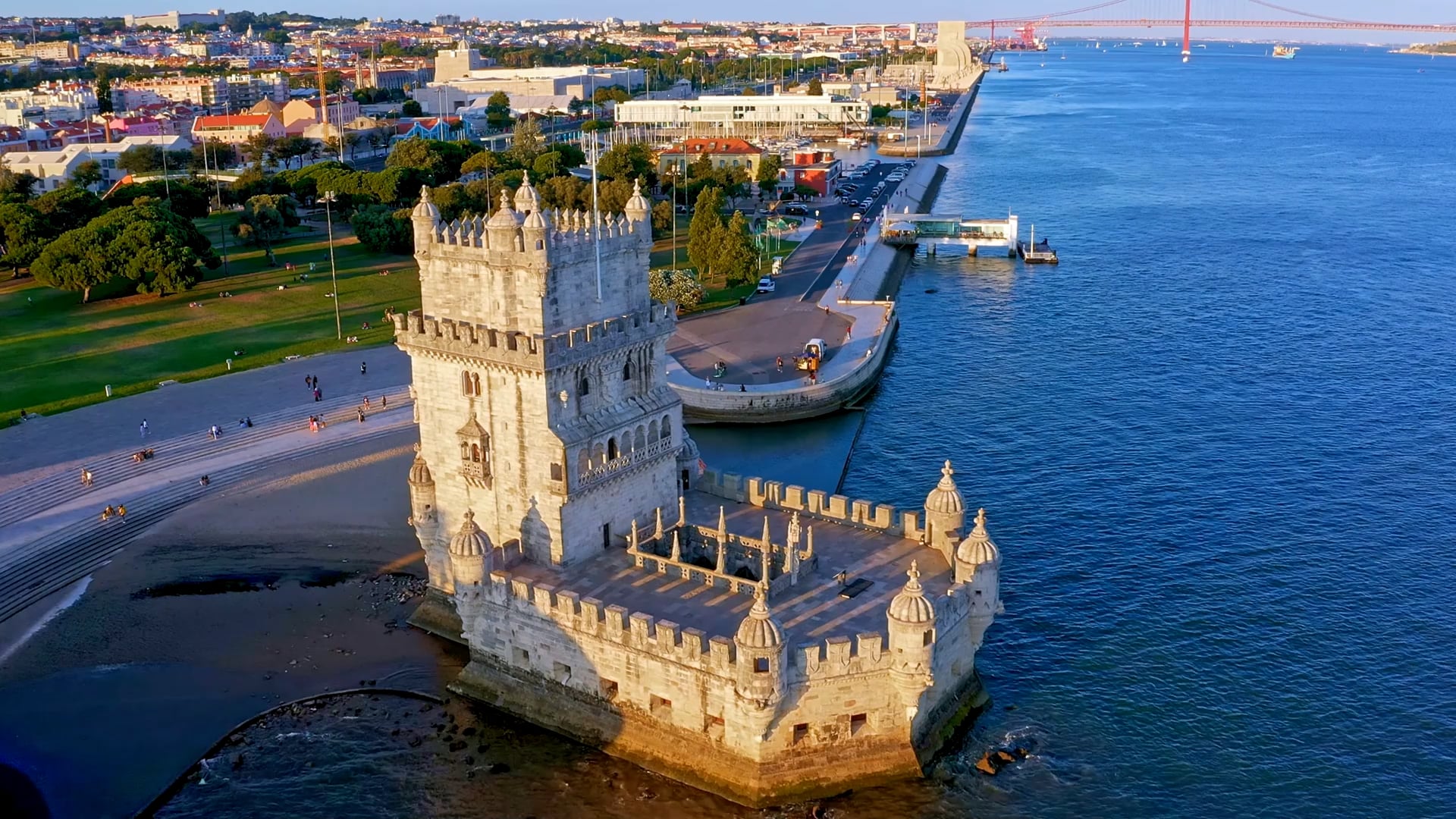 Belém-torony, Lisszabon: Dróntúra a Tejo folyó őrszemén