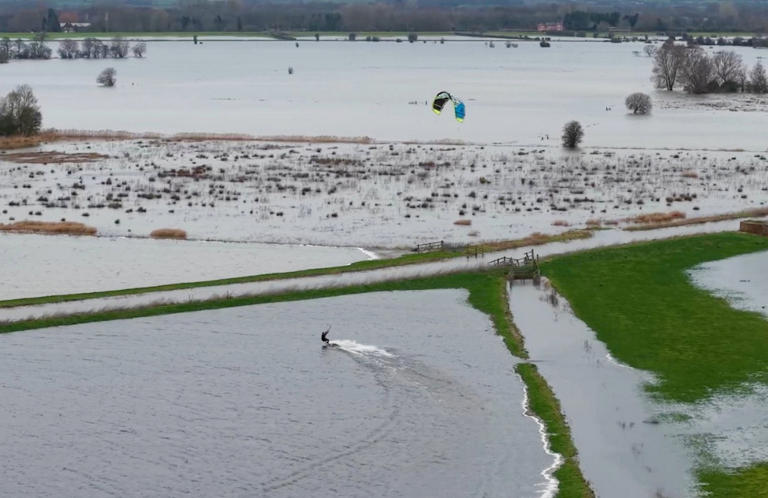 Drivers warned of treacherous icy roads and thick fog in wake of Storm ...