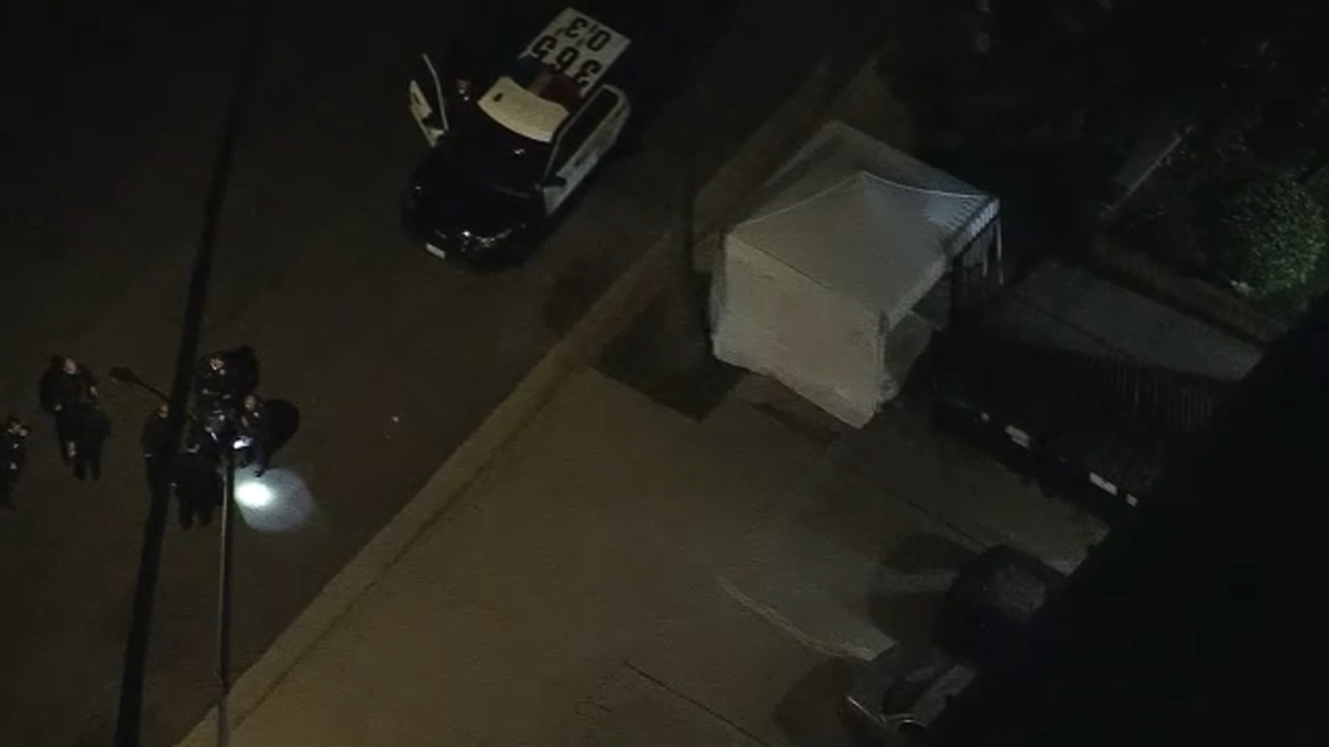 1 man killed, 1 hurt in Jefferson Park shooting, Los Angeles police say