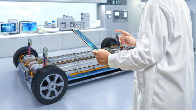 Company invents high-powered EV battery that can last for hundreds of ...
