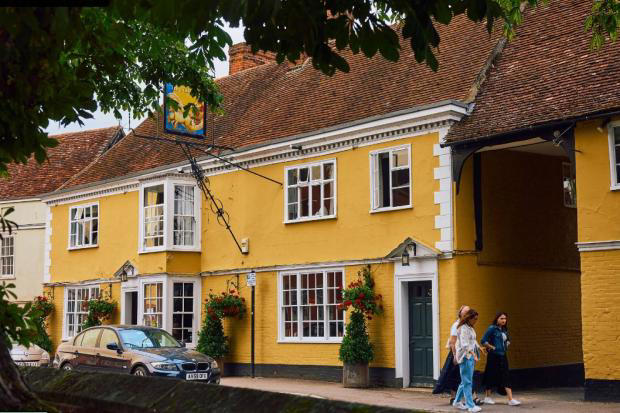 King Charles visit: What to know about the popular Essex pub frequented ...