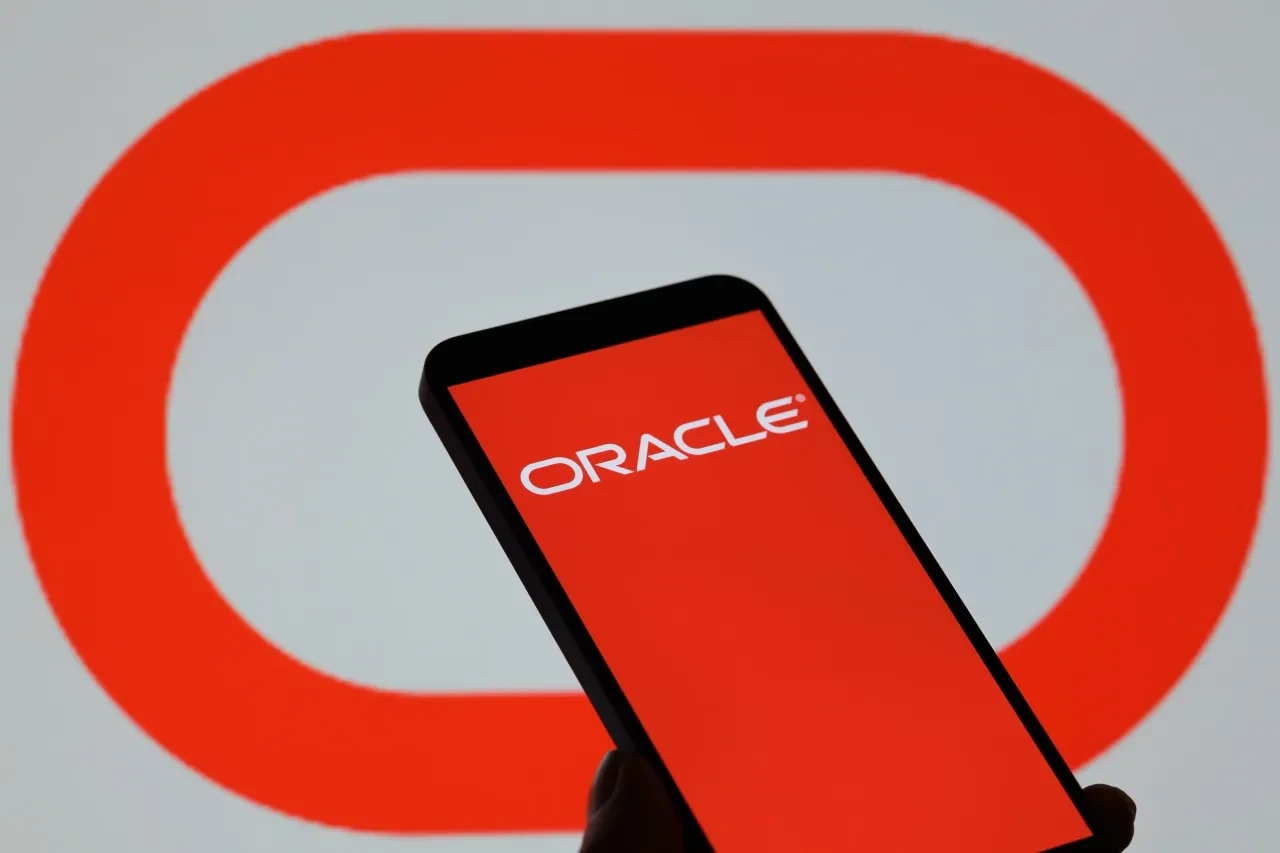 Oracle analyst warns of 30,000 layoffs, asset sale as the cloud firm ...
