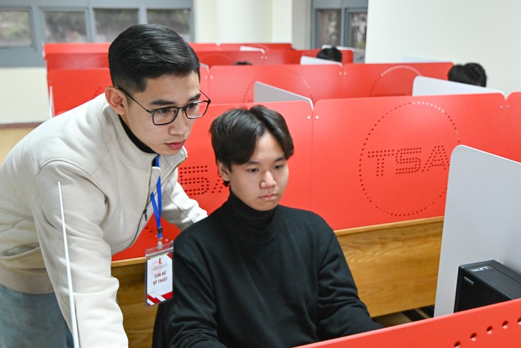 Thí sinh 'trường làng' ở Hưng Yên là thủ khoa thi đánh giá tư duy TSA đợt 1