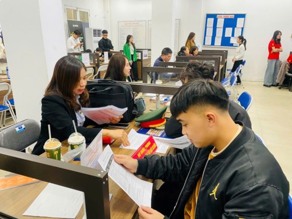 Lao động trẻ nhảy việc sớm, nhảy việc nhiều