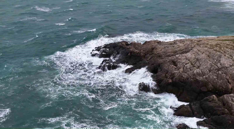 İstanbul’da fırtına Şile Sahili’ni vurdu: Dev dalgalar havadan görüntülendi