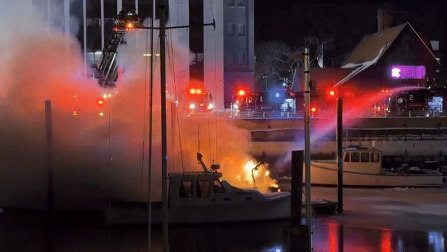 Dramatic scene as boat catches fire in Salem marina