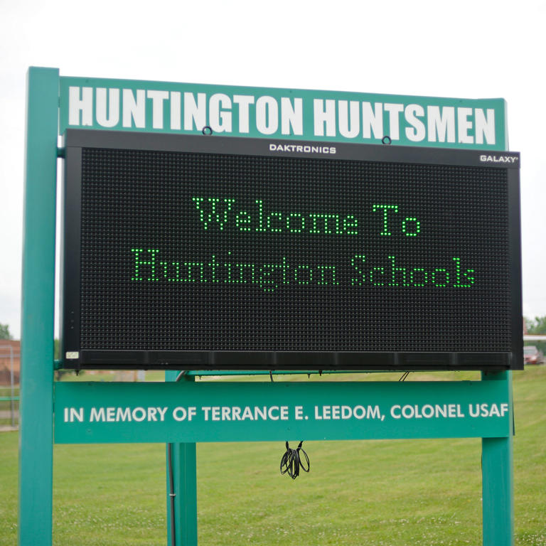 Tenth bomb threat received at Huntington Local Schools