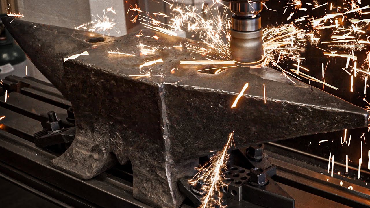 Italian 'Pig' anvil restoration and stand fabrication