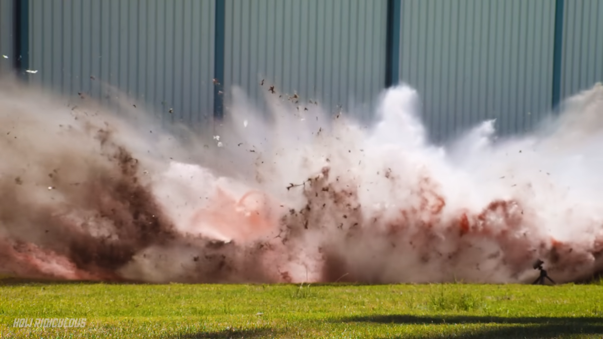 Biggest water balloon explosion ever – dropped from 200 feet