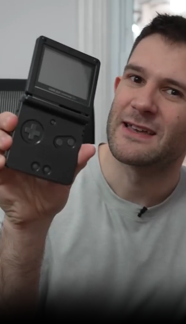 A fresh twist on the gameboy design
