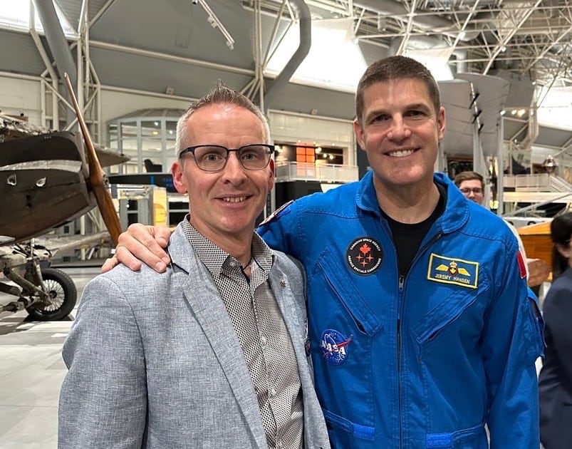 Jeremy Hansen's historic space mission sends his hometown fans 'over ...