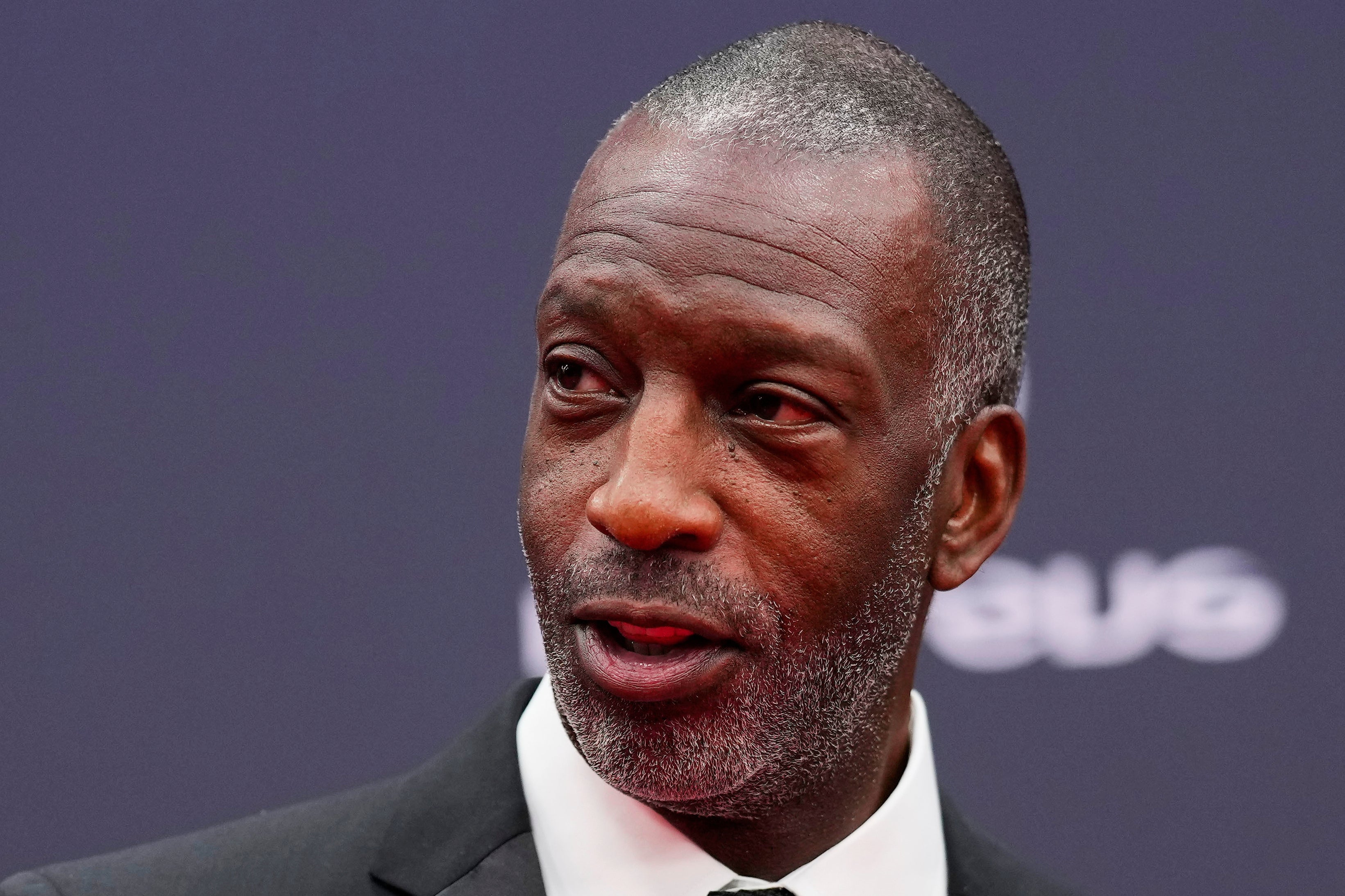 Kerr defends Johnson despite being owed six-figure sum by GST project