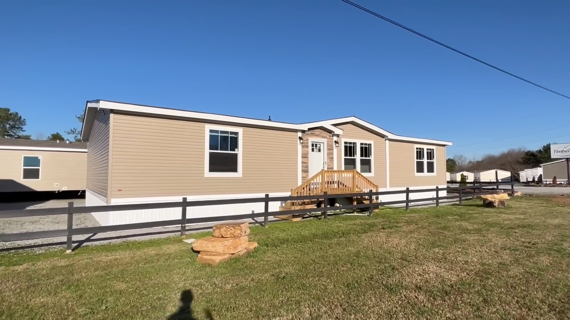 Inside the Bear Creek: a 3-bedroom, 2-bath manufactured home by Timber ...