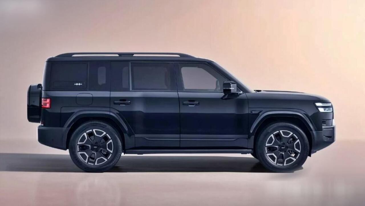 BYD Tai 7: il SUV ibrido da 1.300 km di autonomia che sfida Land Rover ...