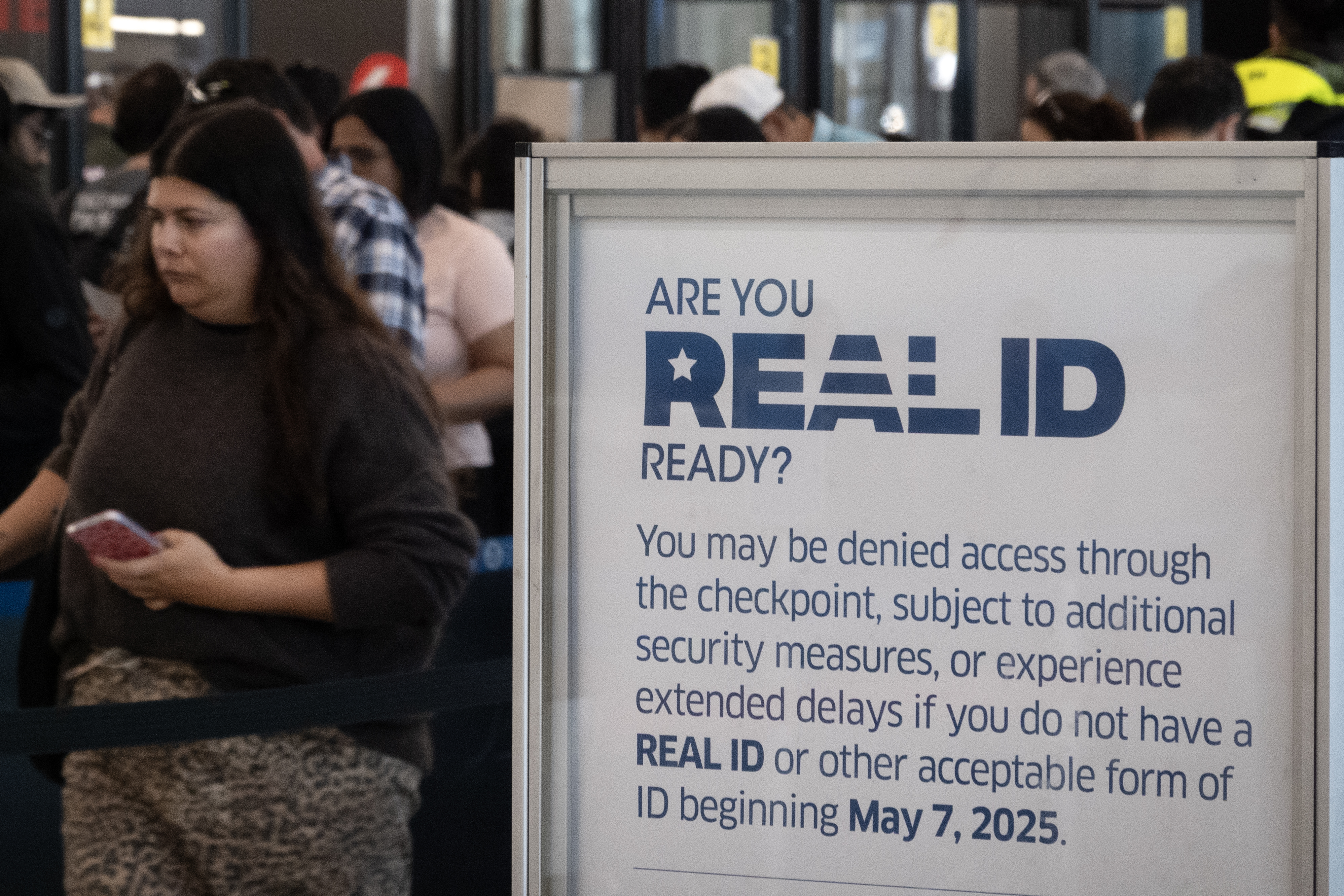 TSA could hit some travelers with a new $45 fee<br>