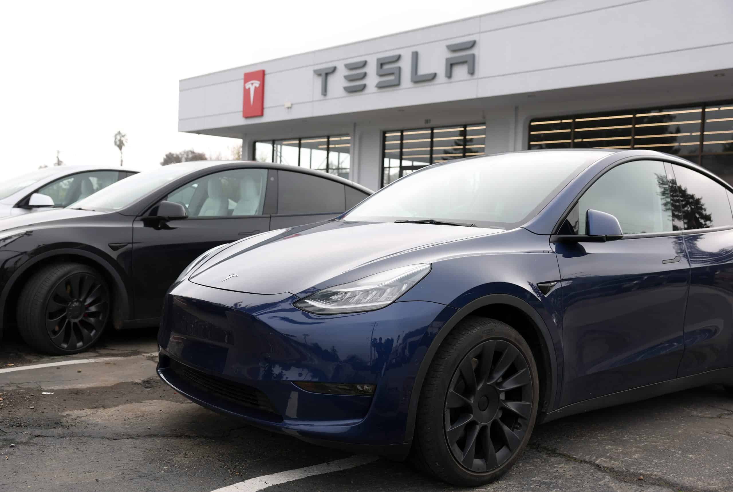 Tesla’s next move: Why analysts see either $500 or $350 ahead