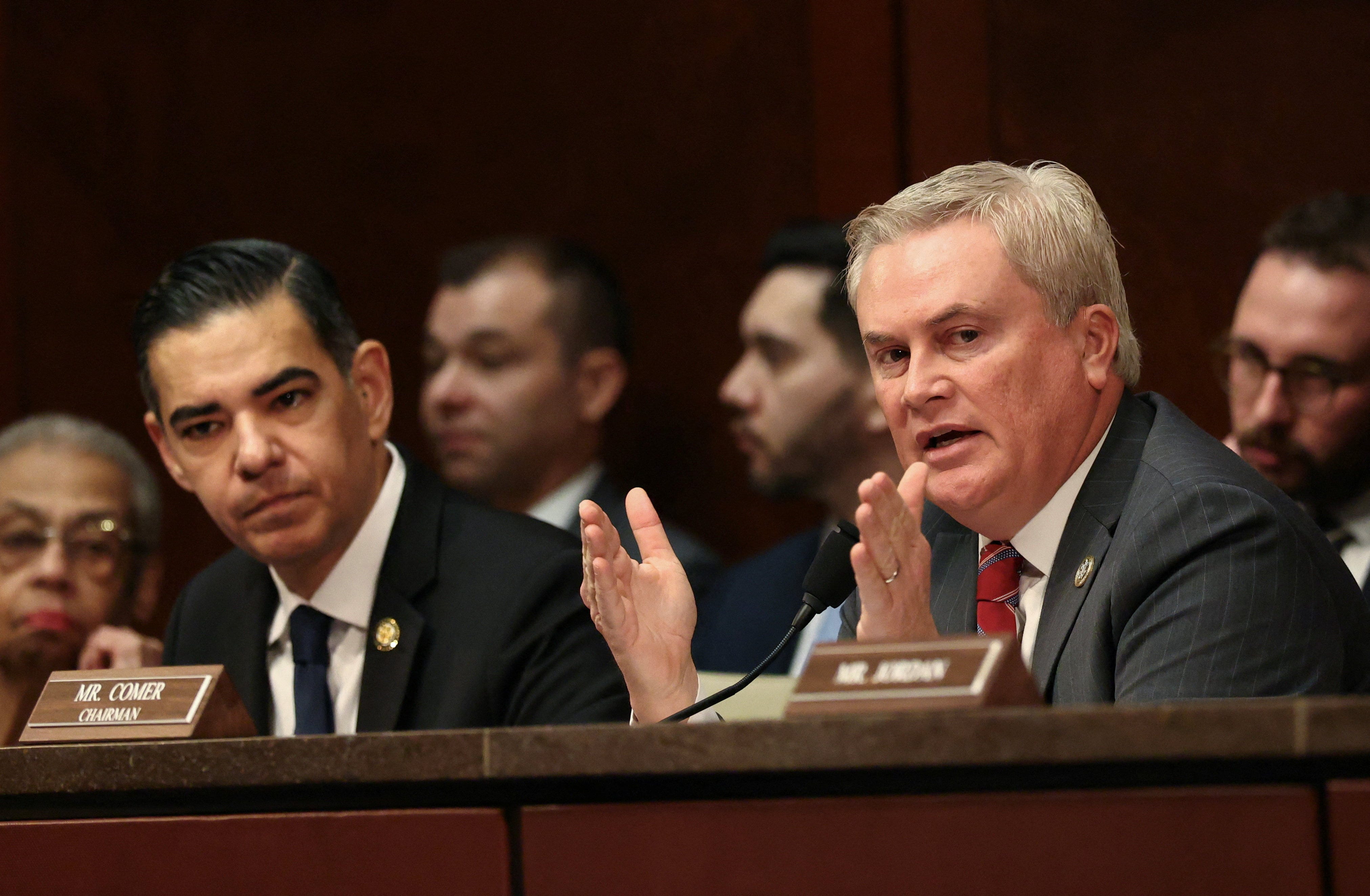 Bill and Hillary Clinton set dates to testify in House about Jeffrey Epstein<br><br>