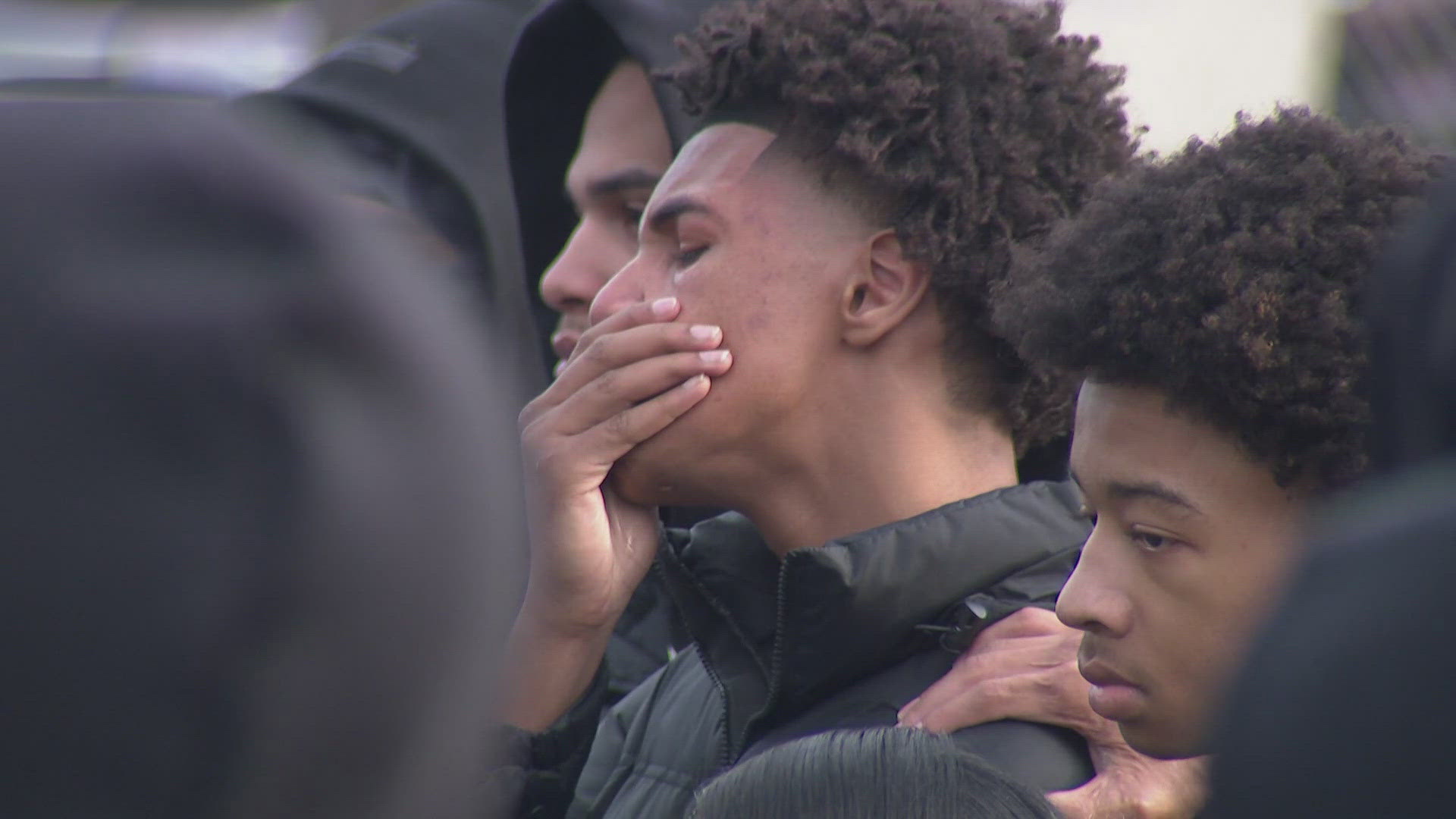 Community mourns two teens killed in shooting