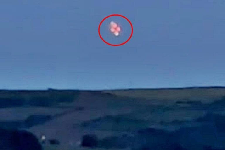 US Navy tracked UFOs in secret logbooks with 21 cases unexplained ...