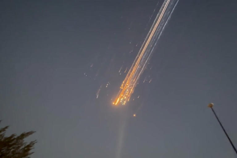 FAA warns airlines of exploding rockets after string of SpaceX fails