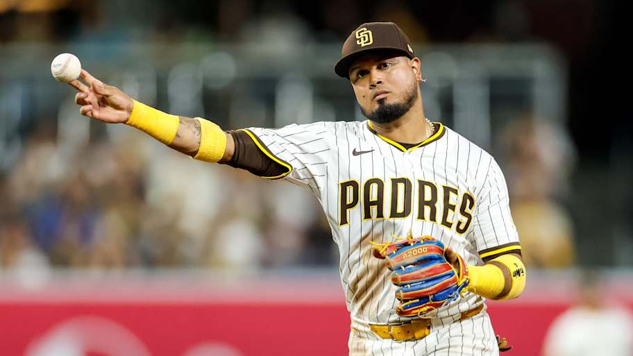 Luis Arraez signing has given SF Giants a shiny new trade chip