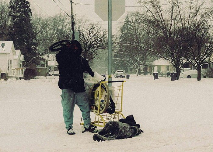 46 of the creepiest things unhoused people have experienced on the streets