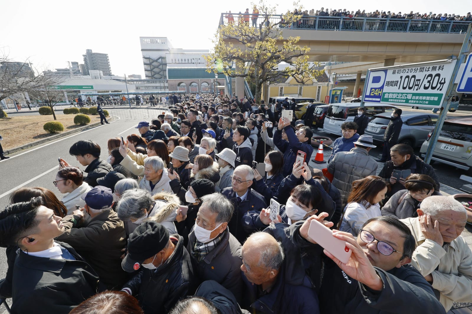 Japan's ruling LDP set to win majority in lower house contest: Kyodo poll