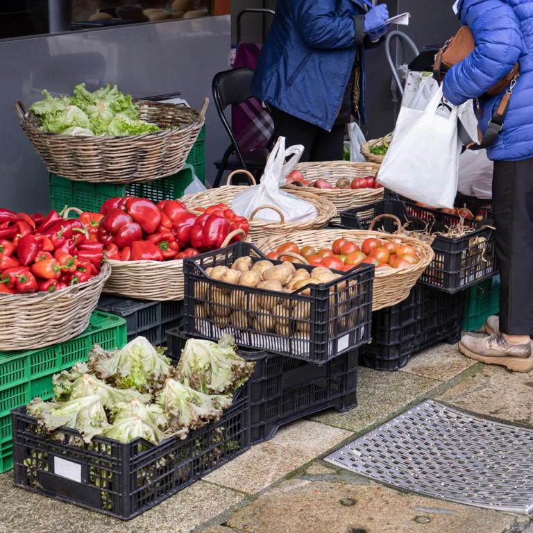 10 consumption strategies: Buy less, buy better!