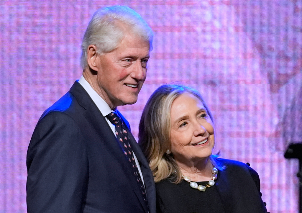 GOP chair rejects Clintons