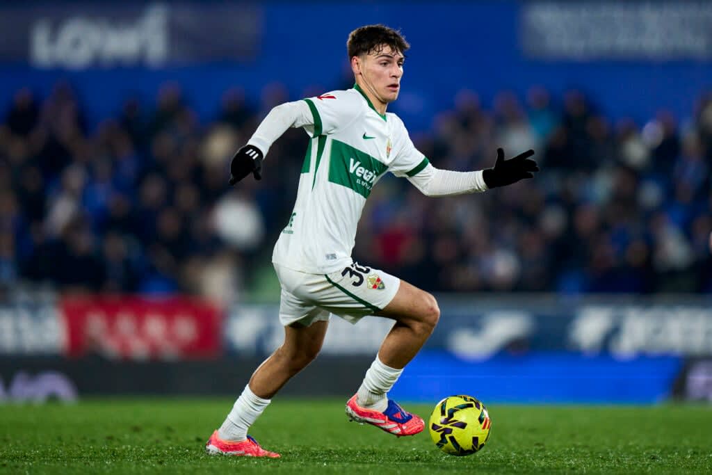 Arsenal beaten to signing of La Liga midfielder as Atletico Madrid agree £16m deal<br>