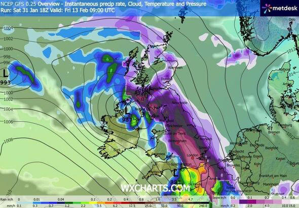 Snow forecast maps show 90% of UK buried as 4 day blizzard hits - 52cm