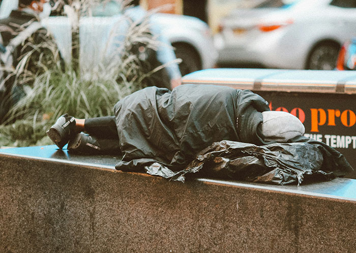 46 Of The Creepiest Things Unhoused People Have Experienced On The Streets