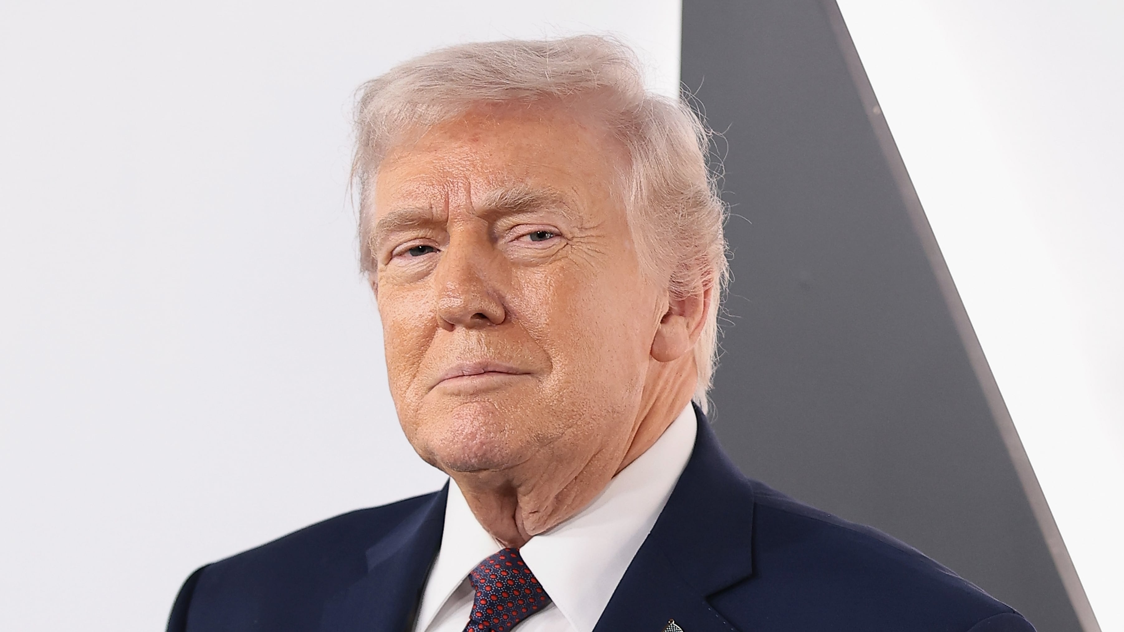 MAGA’s secret plan to tank Netflix mega-deal revealed<br>