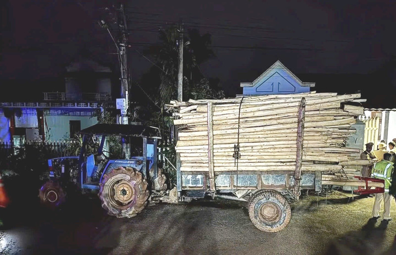 Tai nạn giao thông nghiêm trọng ở Huế, hai học sinh tử vong